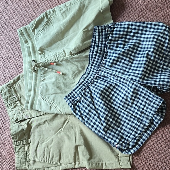 Lot of Three (3) Girls Shorts - Picture 2 of 12